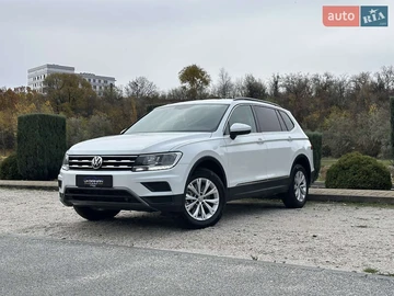 Авто Volkswagen Tiguan 2018 № 8156567