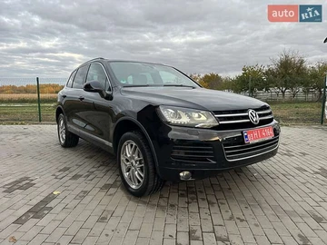 Авто Volkswagen Touareg 2013 № 8156684