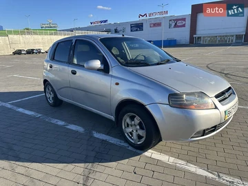 Авто Chevrolet Aveo 2005 № 8156788