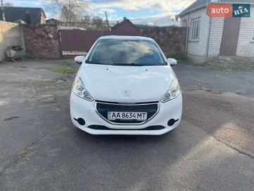 Авто Peugeot 208 2013 № 8157003