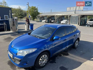 Авто Renault Megane 2011 № 8157106