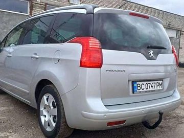 Авто Peugeot 5008 2013 № 8157231