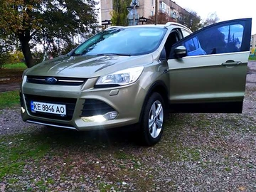 Авто Ford Kuga 2015 № 8157278