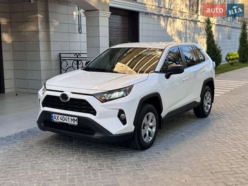 Авто Toyota Rav4 2022 № 8157570