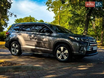 Авто Toyota Highlander 2017 № 8157593