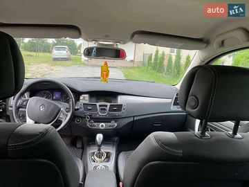 Авто Renault Laguna 2012 № 8157717