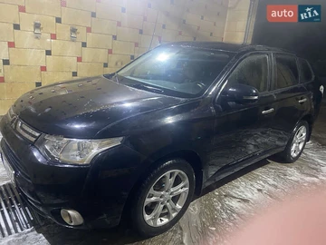 Авто Mitsubishi Outlander 2013 № 8157739