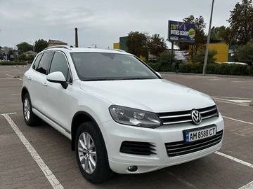 Авто Volkswagen Touareg 2012 № 8157750