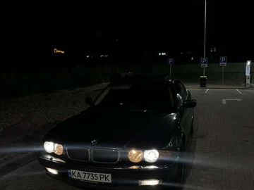 Авто BMW 7 Series 2000 № 8157815