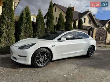 Авто Tesla Model 3 2019 № 8157819