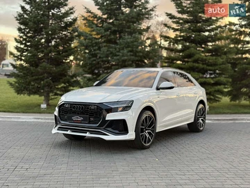 Авто Audi Q8 2023 № 8158033