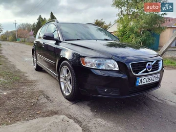 Авто Volvo V50 2010 № 8158086