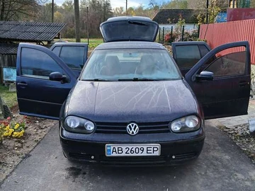 Авто Volkswagen Golf 2002 № 8158304