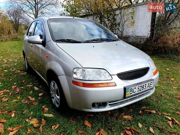 Авто Chevrolet Aveo 2005 № 8158620