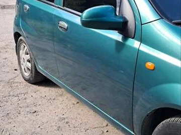 Авто Chevrolet Aveo 2005 № 8158635