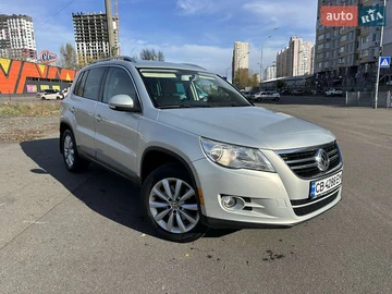 Авто Volkswagen Tiguan 2010 № 8158887