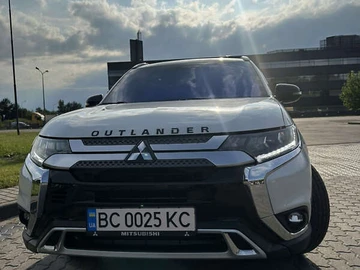 Авто Mitsubishi Outlander 2020 № 8159156