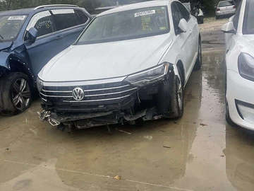 Авто Volkswagen Jetta 2019 № 8159545