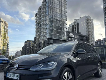 Авто Volkswagen E-Golf 2018 № 8159805