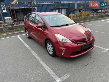 Авто Toyota Prius V 2013 № 8159806