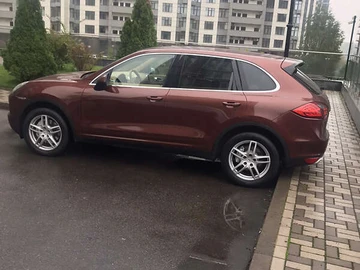 Авто Porsche Cayenne 2011 № 8159862