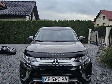 Авто Mitsubishi Outlander 2021 № 8159978