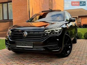 Авто Volkswagen Touareg 2021 № 8160128