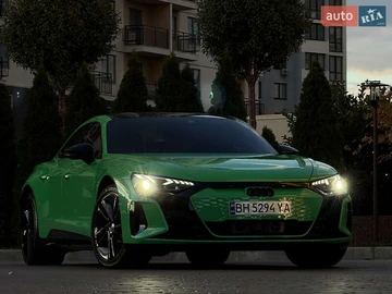 Авто Audi E-Tron Gt 2023 № 8160135