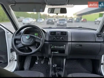 Авто Skoda Fabia 2012 № 8160488