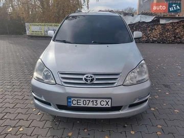Авто Toyota Avensis Verso 2004 № 8160504