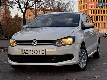 Авто Volkswagen Polo 2011 № 8160648