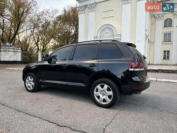 Авто Volkswagen Touareg 2008 № 8160851