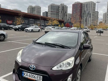 Авто Toyota Aqua 2015 № 8160900