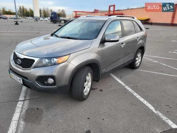Авто KIA Sorento 2012 № 8161000