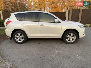 Авто Toyota Rav4 2012 № 8161125
