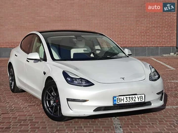 Авто Tesla Model 3 2021 № 8161163