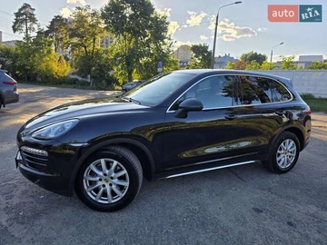 Авто Porsche Cayenne 2013 № 8161200