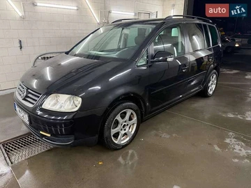 Авто Volkswagen Touran 2004 № 8161226