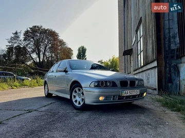 Авто BMW 5 Series 2001 № 8161414