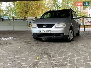Авто Volkswagen Touran 2003 № 8161496
