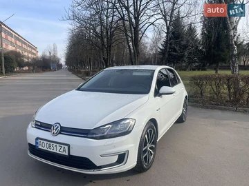 Авто Volkswagen E-Golf 2018 № 8161785