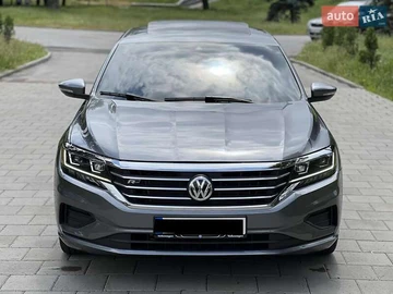 Авто Volkswagen Passat 2021 № 8161934