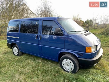 Авто Volkswagen Transporter 2000 № 8161974