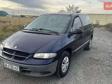 Авто Chrysler Voyager 2000 № 8161983