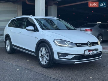 Авто Volkswagen Golf 2017 № 8162198