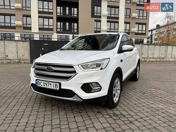 Авто Ford Kuga 2019 № 8162349