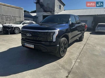 Авто Ford F-150 2023 № 8162423