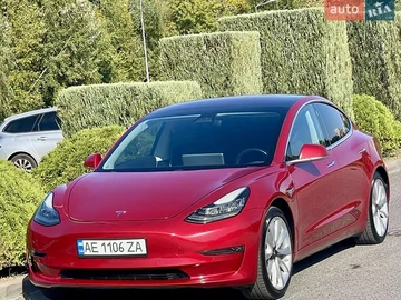 Авто Tesla Model 3 2018 № 8162713