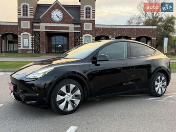 Авто Tesla Model Y 2023 № 8162761