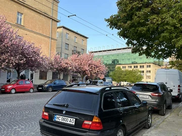 Авто BMW 3 Series 2004 № 8162891